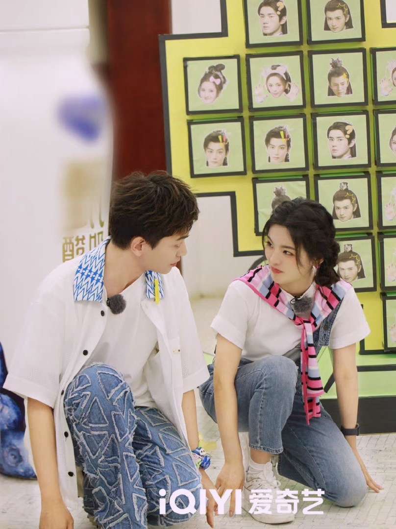Ding Yuxi Gets Yang Chaoyue and ‘CHUANG’ Mixed Up With Esther Yu and ‘Youth With You’