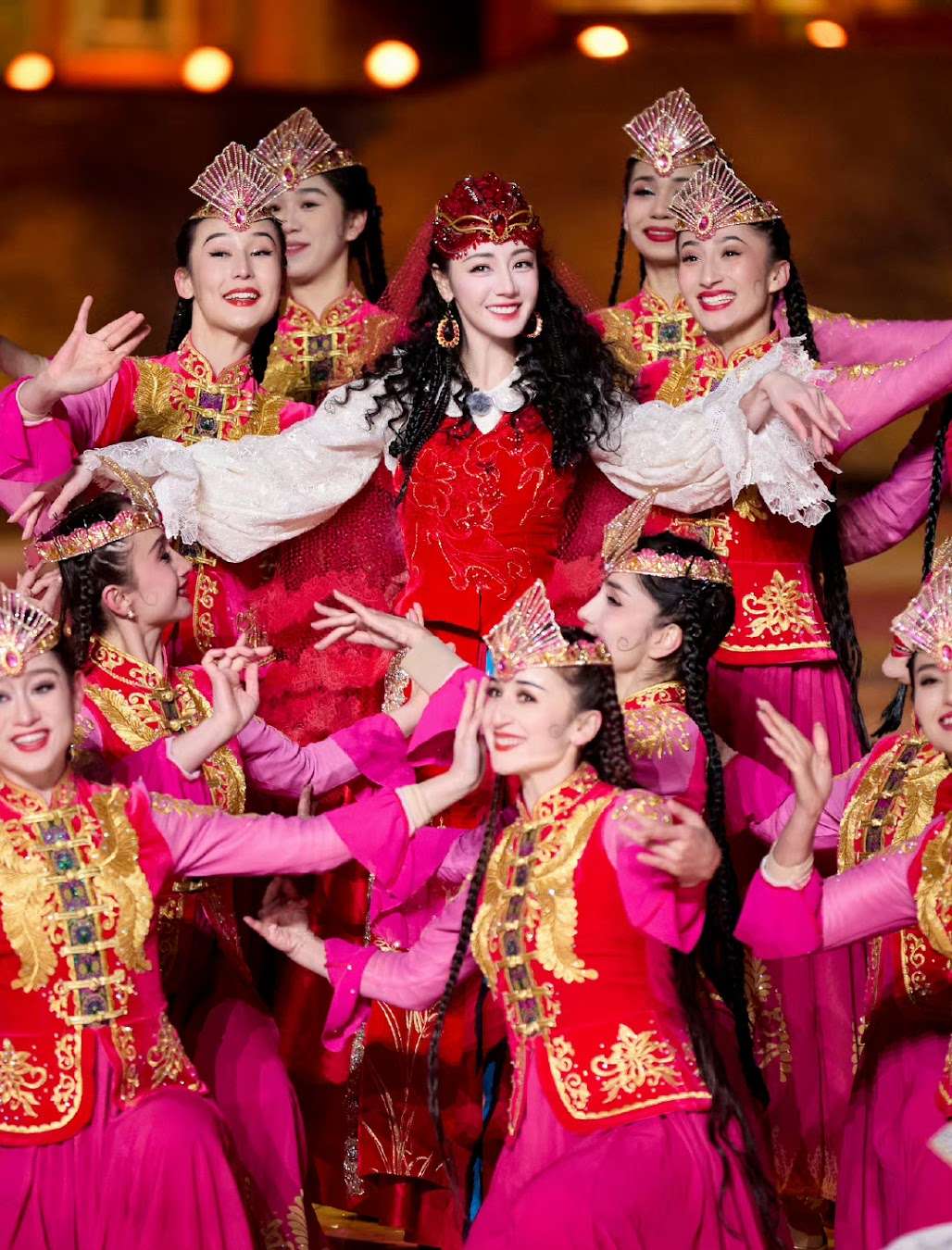 Highlights From the Spring Festival Galas of 2024 Across C-Ent: Celebrating Chinese Culture, Music, Food