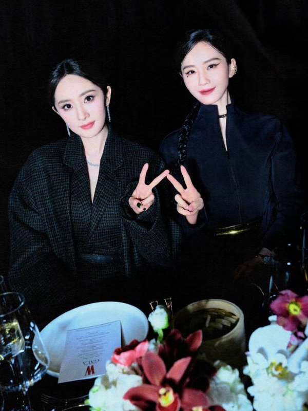 Yang Mi, Liu Shishi, Bai Jingting, Jing Boran Memorable Moments at W China Annual Gala 2023