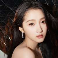 Guan Xiaotong