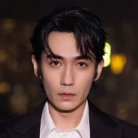 Zhu Yilong