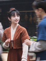 Tian Xiwei on Zeng Shunxi Being So Handsome in a ‘Romance on the Farm’ Scene That She Drooled Watching It